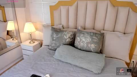 Snapshot of maddieparker chatting on November 2025 07:36:02 PM online show from November 2025 07:36:02 PM