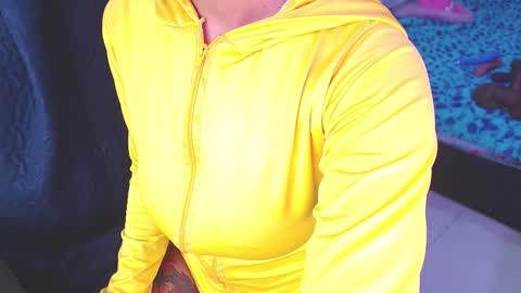 Snapshot of maddiiebrooks chatting on October 2025 02:15:01 PM Maddie online show from October 2025 02:15:01 PM