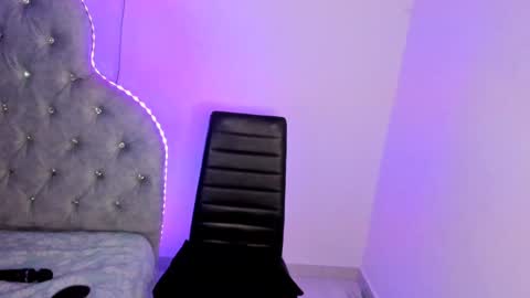    online show from January 2025 10:01:02 PM