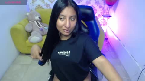 maddisson_m online show from September 2025 08:42:01 PM