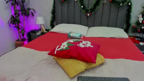 Snapshot of maddy__moon chatting on December 2025 05:14:01 AM Maddy Moon online show from December 2025 05:14:01 AM