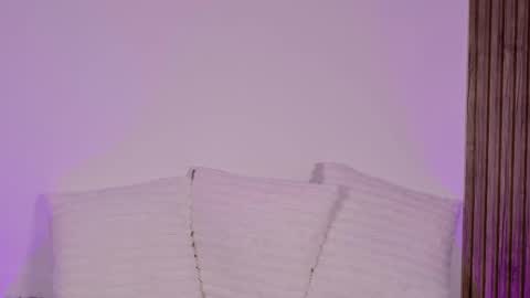 Snapshot of maddy__rose chatting on November 2025 08:19:02 PM Maddy online show from November 2025 08:19:02 PM