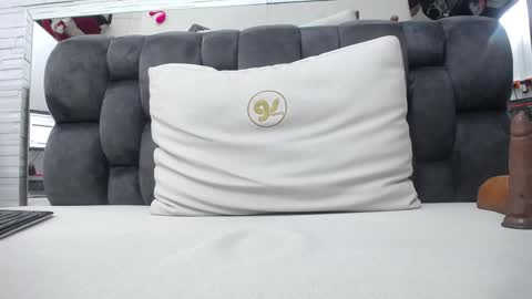 Snapshot of maddy_cartter chatting on December 2024 08:37:02 AM maddy cartter online show from December 2024 08:37:02 AM