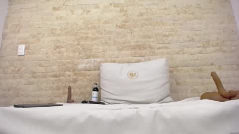 Snapshot of maddy_cartter chatting on February 2025 08:08:01 AM maddy cartter online show from February 2025 08:08:01 AM