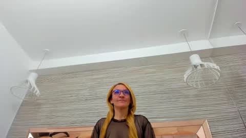 Snapshot of maddy_cartter chatting on September 2025 11:47:02 AM maddy cartter online show from September 2025 11:47:02 AM