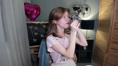 Snapshot of madelaines chatting on November 2025 10:04:02 AM madelaines online show from November 2025 10:04:02 AM