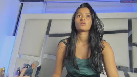 madeline_js online show from September 2025 04:05:02 AM