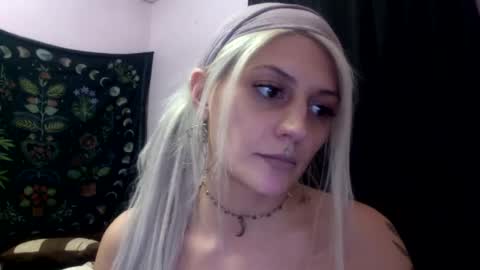 madeline online show from September 2025 04:47:01 AM