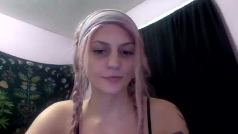 madeline online show from September 2025 04:14:01 AM