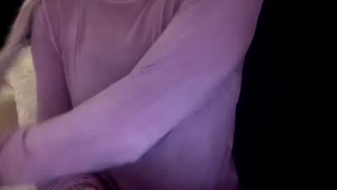 Snapshot of madelinevalentine chatting on October 2025 02:10:01 AM madeline online show from October 2025 02:10:01 AM