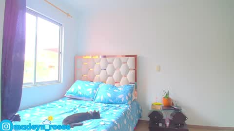 madelyn roses online show from March 2025 09:15:01 PM