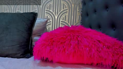 Snapshot of madison_milan chatting on December 2024 04:20:02 AM online show from December 2024 04:20:02 AM