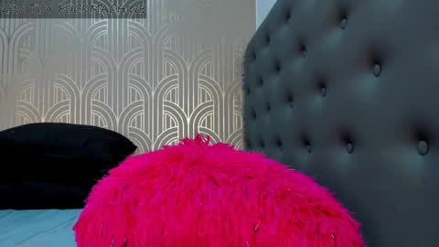 Snapshot of madison_milan chatting on January 2025 02:51:02 AM online show from January 2025 02:51:02 AM