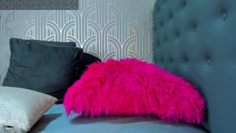 Snapshot of madison_milan chatting on January 2025 01:53:02 AM online show from January 2025 01:53:02 AM