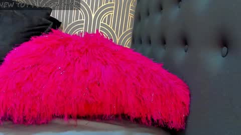 Snapshot of madison_milan chatting on January 2025 04:43:01 AM online show from January 2025 04:43:01 AM