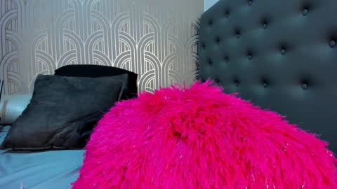 Snapshot of madison_milan chatting on February 2025 03:20:01 AM online show from February 2025 03:20:01 AM