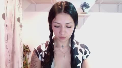 Madison Cambel online show from December 2024 11:00:01 PM
