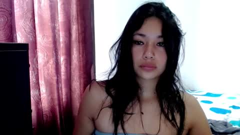 Snapshot of madisson__sexx chatting on November 2025 04:13:02 PM Valentina online show from November 2025 04:13:02 PM