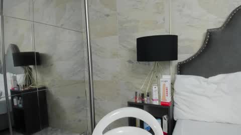 madisson_sophie online show from September 2025 07:15:02 PM
