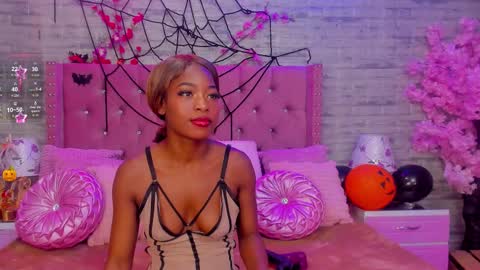 Snapshot of madissonbonny_ chatting on October 2025 08:43:01 PM madissonbonny_ online show from October 2025 08:43:01 PM