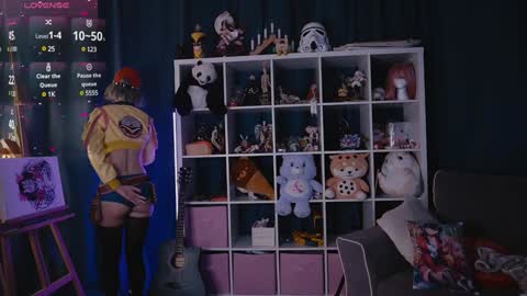 Snapshot of madnessalise chatting on February 2025 07:22:02 PM Alice online show from February 2025 07:22:02 PM