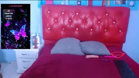 Snapshot of madyfox chatting on September 2025 02:19:01 PM madyfox online show from September 2025 02:19:01 PM