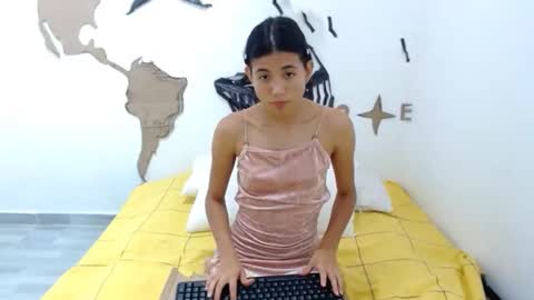 Snapshot of madysonandsteven chatting on October 2025 09:48:02 PM MadysonAndSteven online show from October 2025 09:48:02 PM