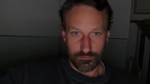 Snapshot of maenu_69 chatting on October 2025 09:04:01 PM maenu_69 online show from October 2025 09:04:01 PM