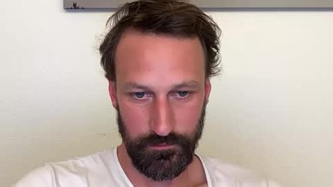 Snapshot of maenu_69 chatting on November 2025 08:40:02 PM maenu_69 online show from November 2025 08:40:02 PM