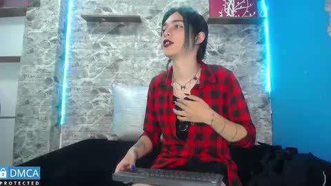 Snapshot of maevekuro chatting on March 2025 07:18:01 PM maevekuro online show from March 2025 07:18:01 PM