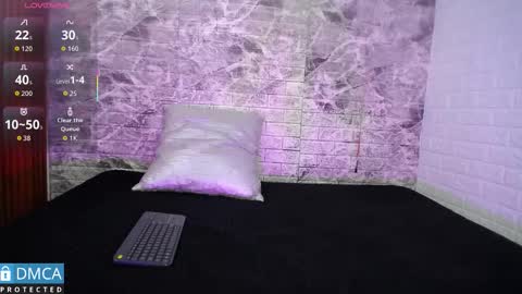 Snapshot of maevekuro chatting on September 2025 03:31:01 AM maevekuro online show from September 2025 03:31:01 AM