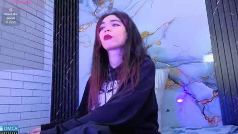 Snapshot of maevekuro chatting on October 2025 03:07:01 AM maevekuro online show from October 2025 03:07:01 AM