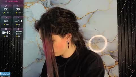 Snapshot of maevekuro chatting on November 2025 03:38:02 AM maevekuro online show from November 2025 03:38:02 AM