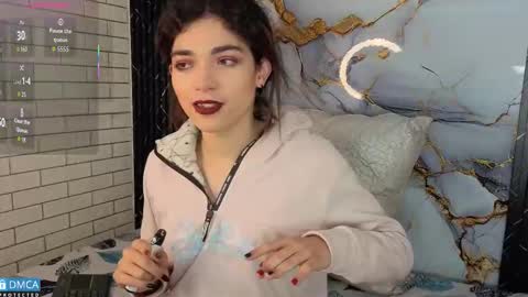 Snapshot of maevekuro chatting on November 2025 03:15:01 AM maevekuro online show from November 2025 03:15:01 AM