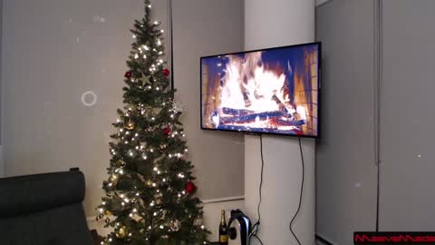 Meaves online show from December 2024 01:17:01 AM