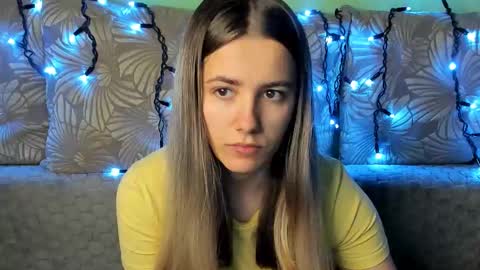 Snapshot of maggiecake chatting on November 2025 04:36:01 AM Maggie online show from November 2025 04:36:01 AM