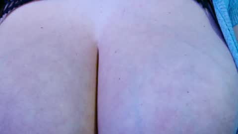 Snapshot of maggielandrin chatting on November 2025 09:09:01 PM Maggie online show from November 2025 09:09:01 PM