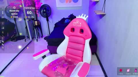 Maggy online show from October 2025 08:00:02 AM