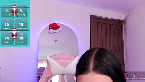 Luna  online show from December 2024 03:22:02 PM