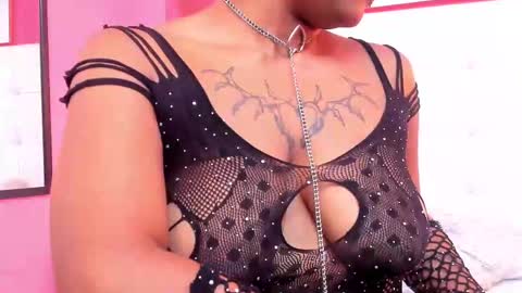 Snapshot of magic_axa_graham chatting on October 2025 09:16:02 PM My name is magic axa grahamDont forget to follow me IG online show from October 2025 09:16:02 PM