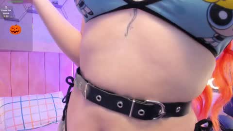 Snapshot of magic_vera chatting on October 2025 12:02:01 PM Vera online show from October 2025 12:02:01 PM