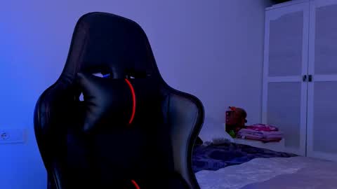 magiccorey online show from October 2025 05:16:02 AM