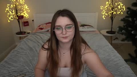 Emily online show from December 2024 05:00:01 PM