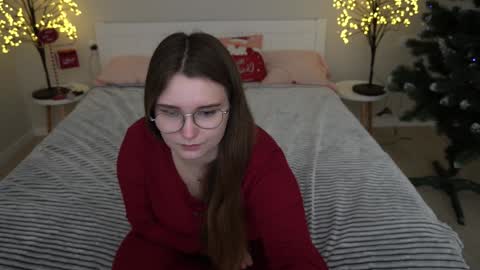 Emily online show from December 2024 05:08:01 PM