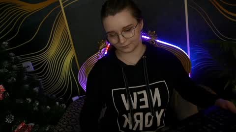 Emily online show from January 2025 05:08:01 PM