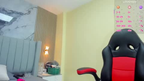 magievans1 online show from October 2025 12:35:01 PM