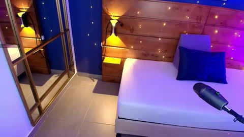 Dani online show from October 2025 09:43:02 AM