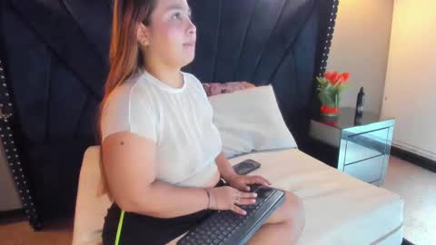 Snapshot of mahiasmith13 chatting on October 2025 01:31:02 PM MAHIA online show from October 2025 01:31:02 PM