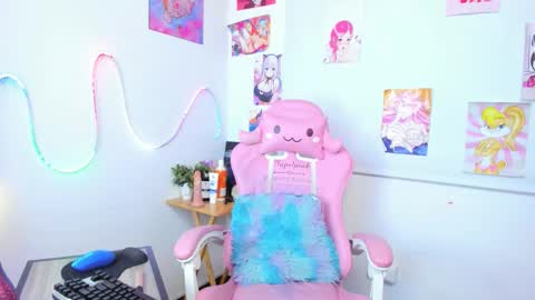 Snapshot of mahina01 chatting on October 2025 03:01:01 PM online show from October 2025 03:01:01 PM