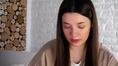 Snapshot of maidabuoy chatting on October 2025 03:28:01 AM Lucy online show from October 2025 03:28:01 AM